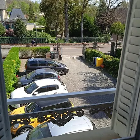8, Parking Et Wifi Gratuit, Local Velo Apartment
